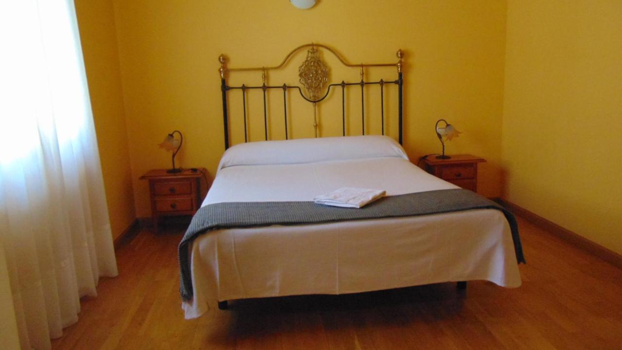 Hotel Iacobus Castrojeriz Esterno foto